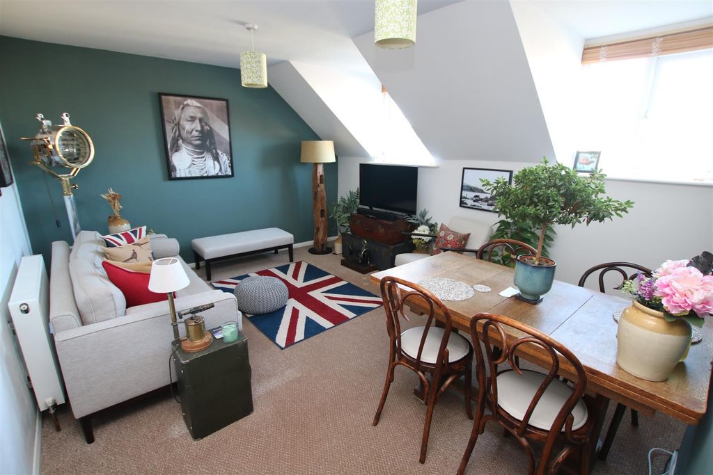 Property photo 2 of 13 Living Dining 1.Jpg