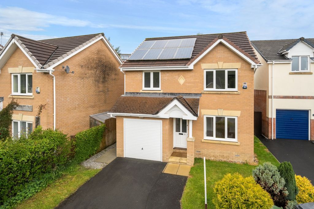 Property photo 1 of 20 1-6A0c64Bfb3583-1464842-1-6A0c32Ead0853-Arw-1