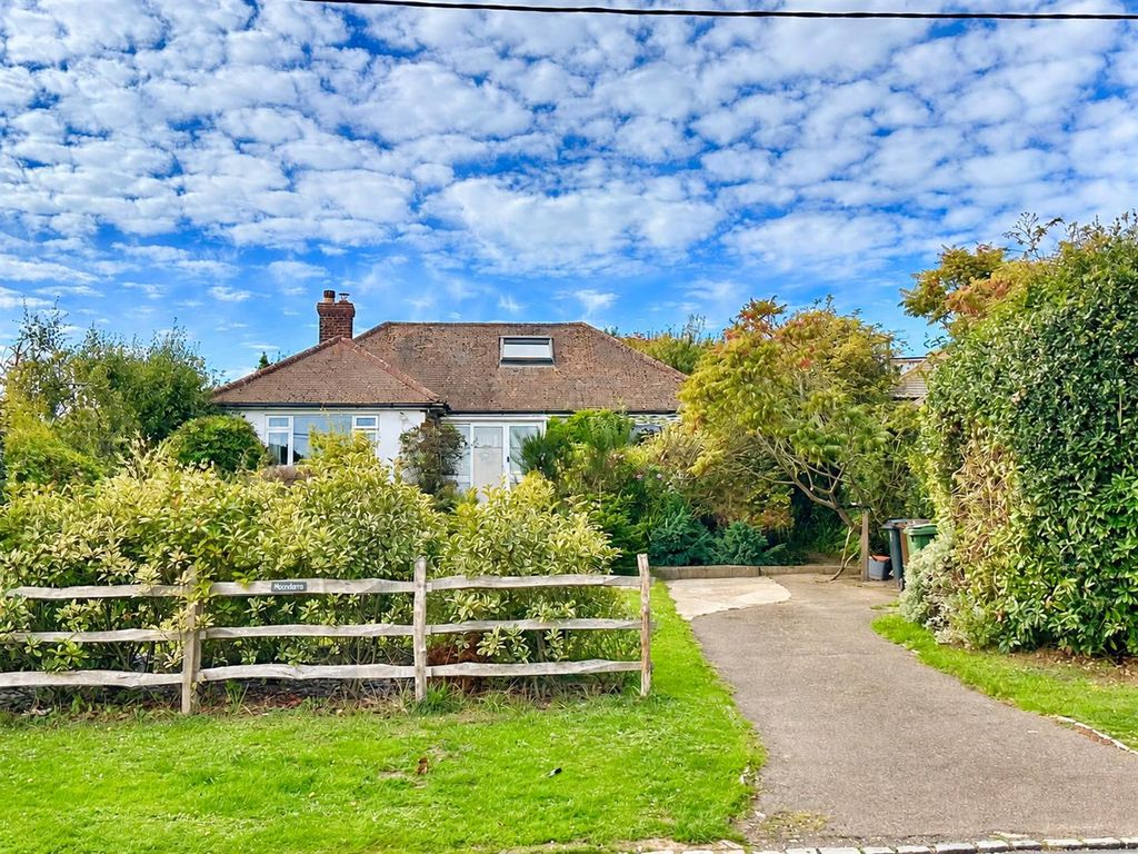 Property photo 1 of 28