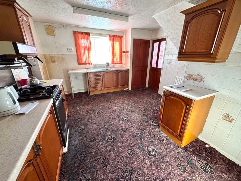 Property photo 3 of 7 Photo 1