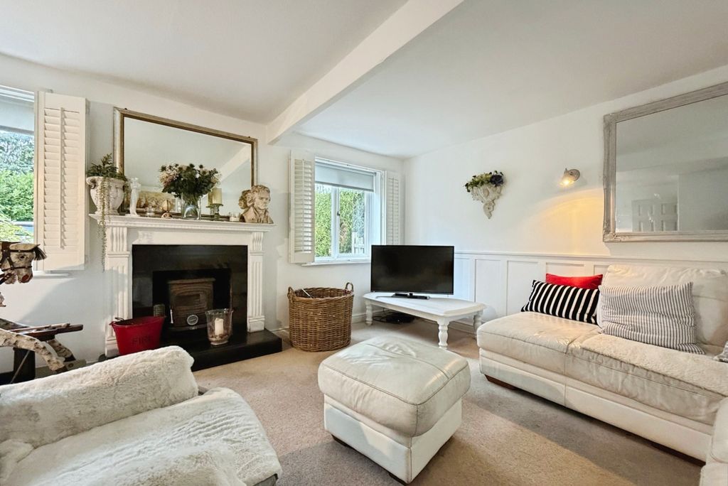 Property photo 3 of 23 4663345