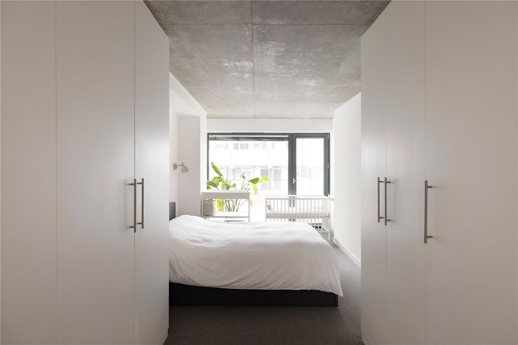 Property photo 3 of 15 Picture No. 21