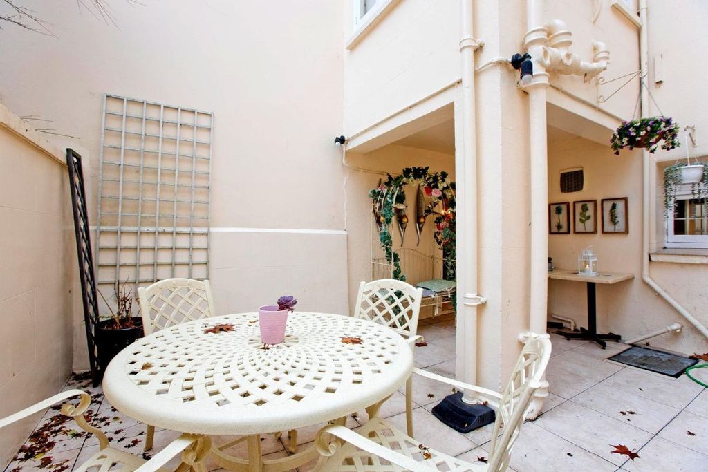 Property photo 2 of 2
