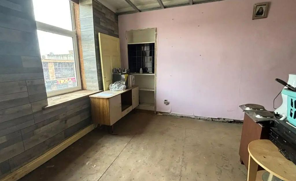 Property photo 3 of 5