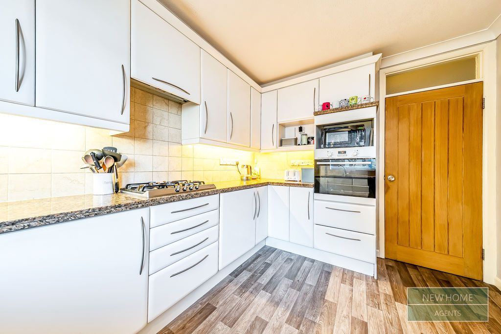 Property photo 2 of 20 Photo 11