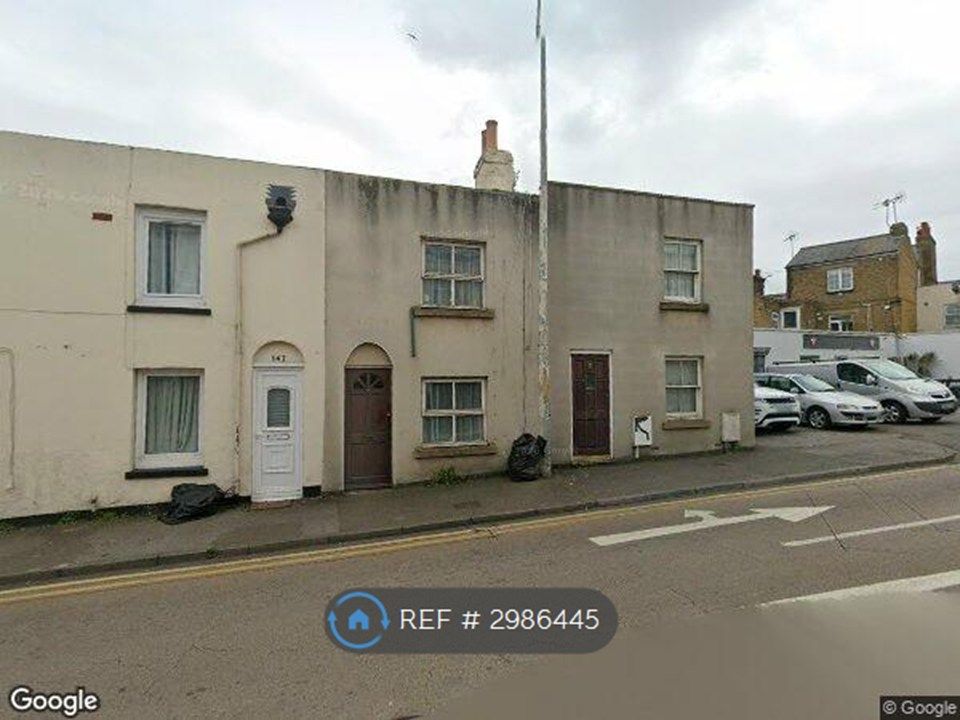 Property photo 1 of 12