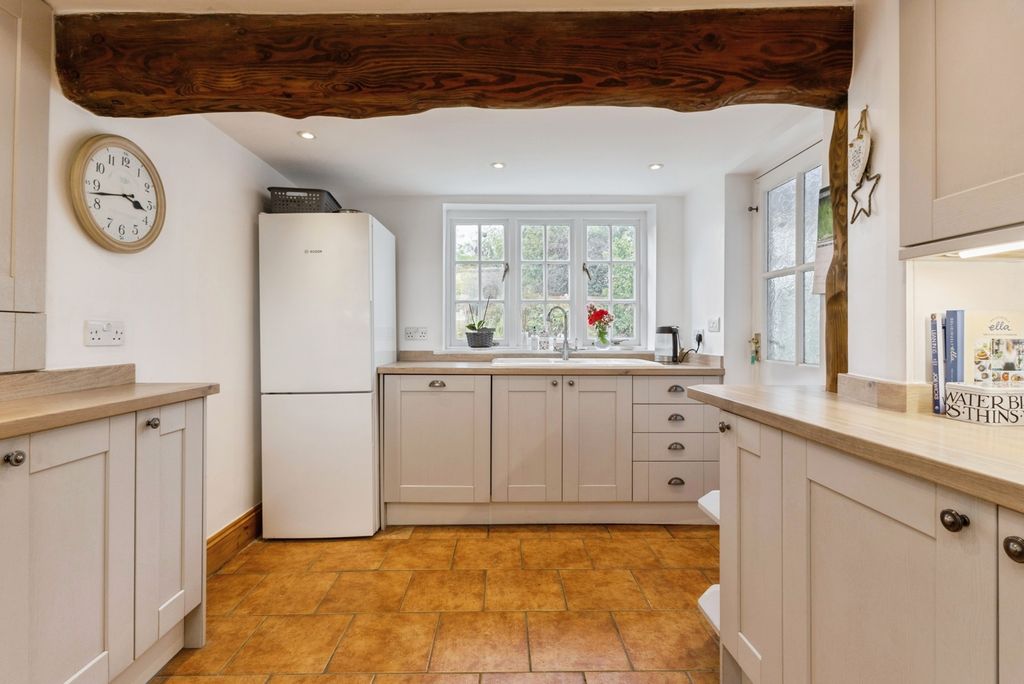 Property photo 2 of 21 Main Kitchen