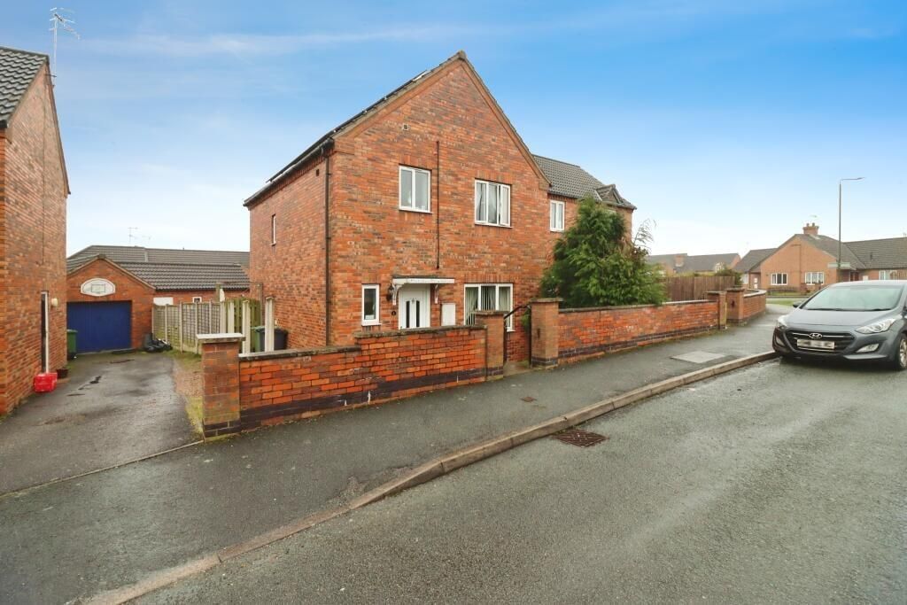 Property photo 1 of 15
