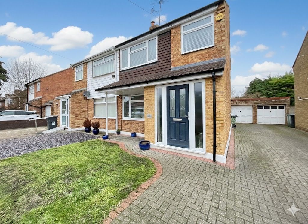 Property photo 1 of 11 4502721