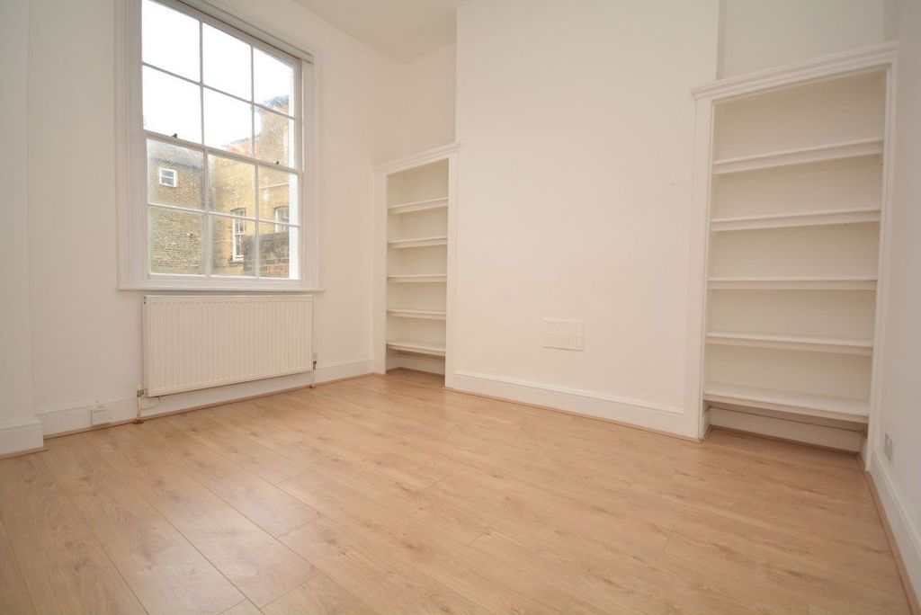Property photo 3 of 6