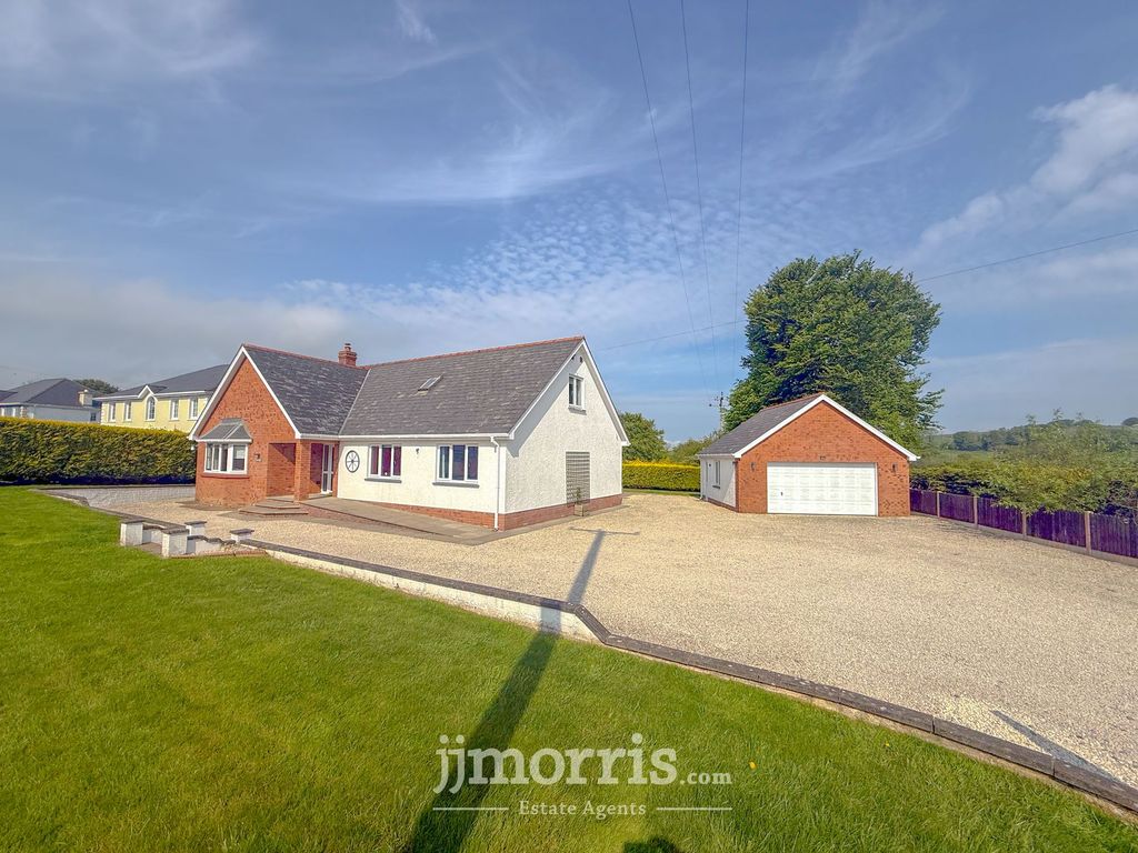 Property photo 1 of 35