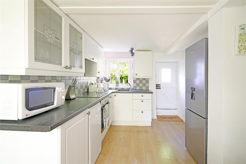 Property photo 2 of 18 Kitchen 1.Jpg