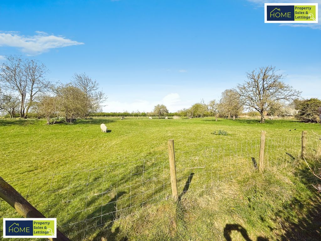 Property photo 2 of 14 d0F101F4-Img_3984.Jpeg