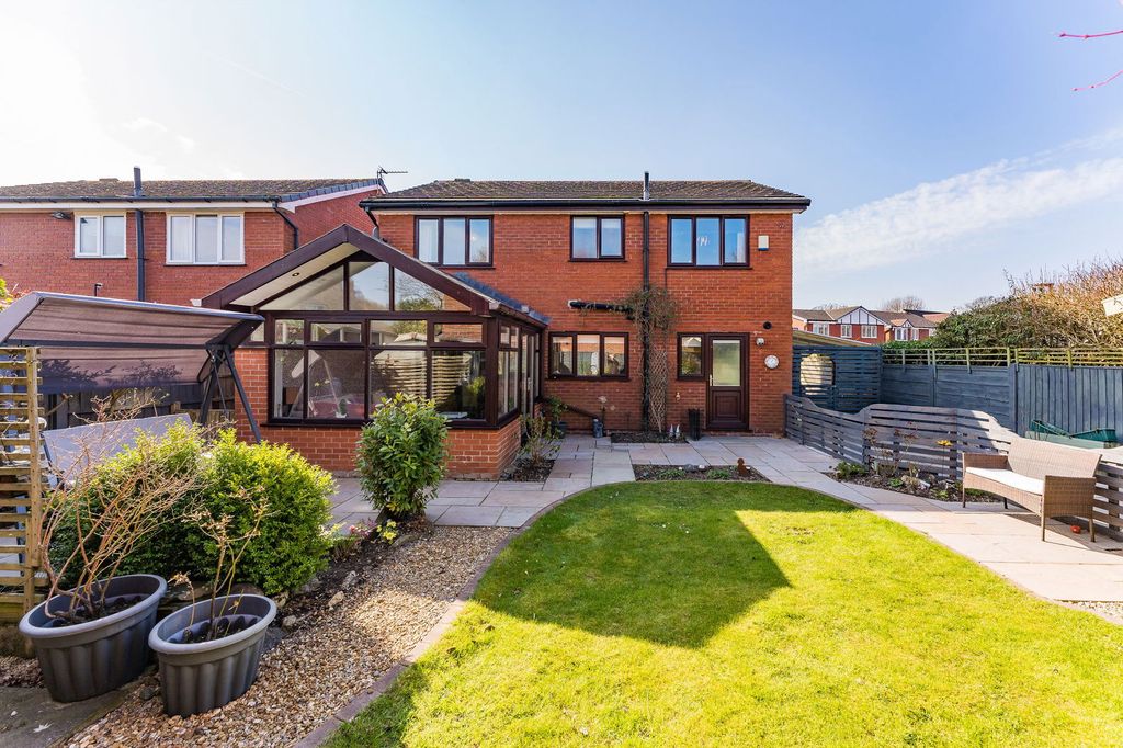 Property photo 1 of 34