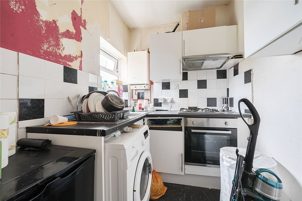 Property photo 3 of 13 Picture No. 05