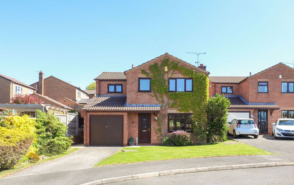 Property photo 1 of 30