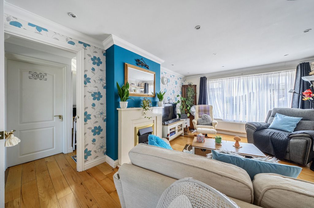 Property photo 2 of 14 1450828-8-69Eb78c...