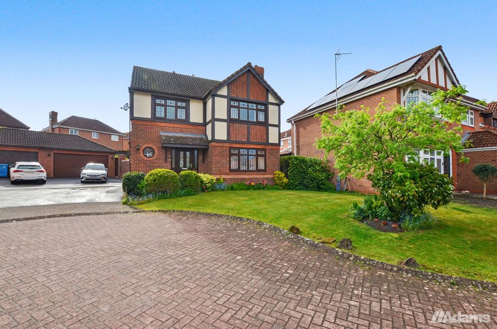 Property photo 1 of 34
