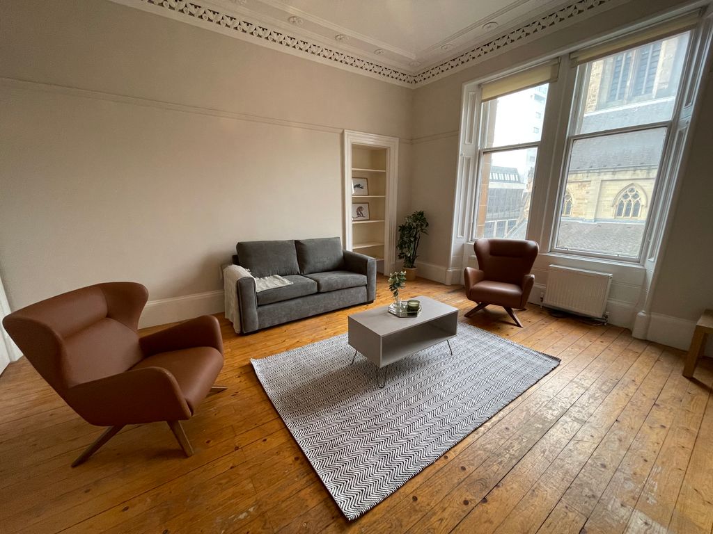 Property photo 3 of 11 Photo 3