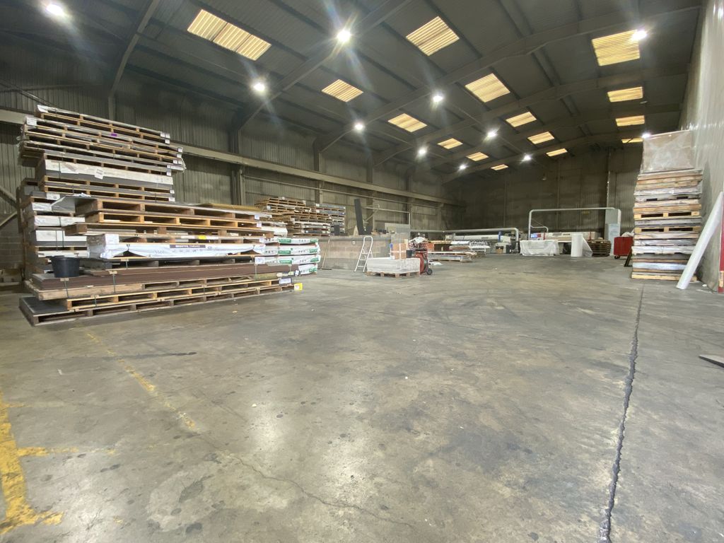 Property photo 2 of 9 Gallery