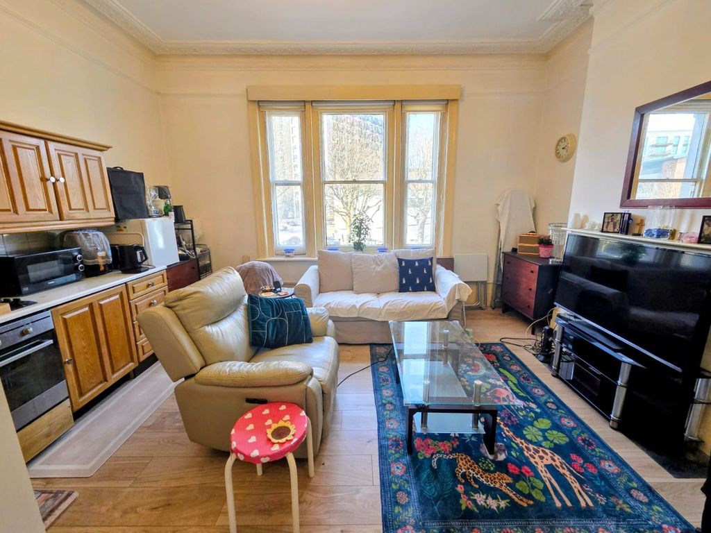 Property photo 1 of 4