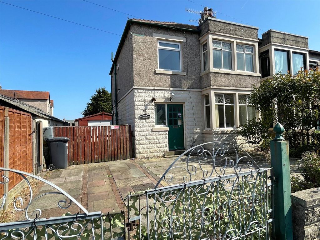 Property photo 1 of 14 Front