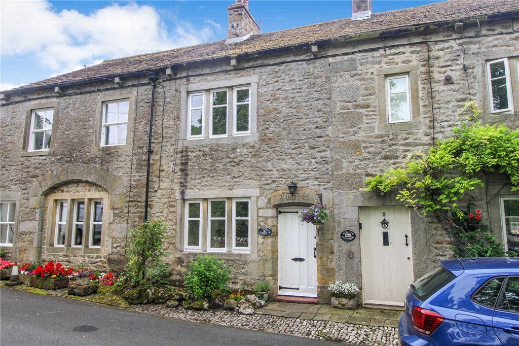 Property photo 1 of 18 External