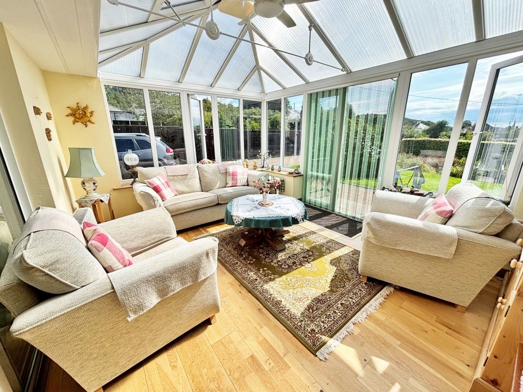 Property photo 3 of 38