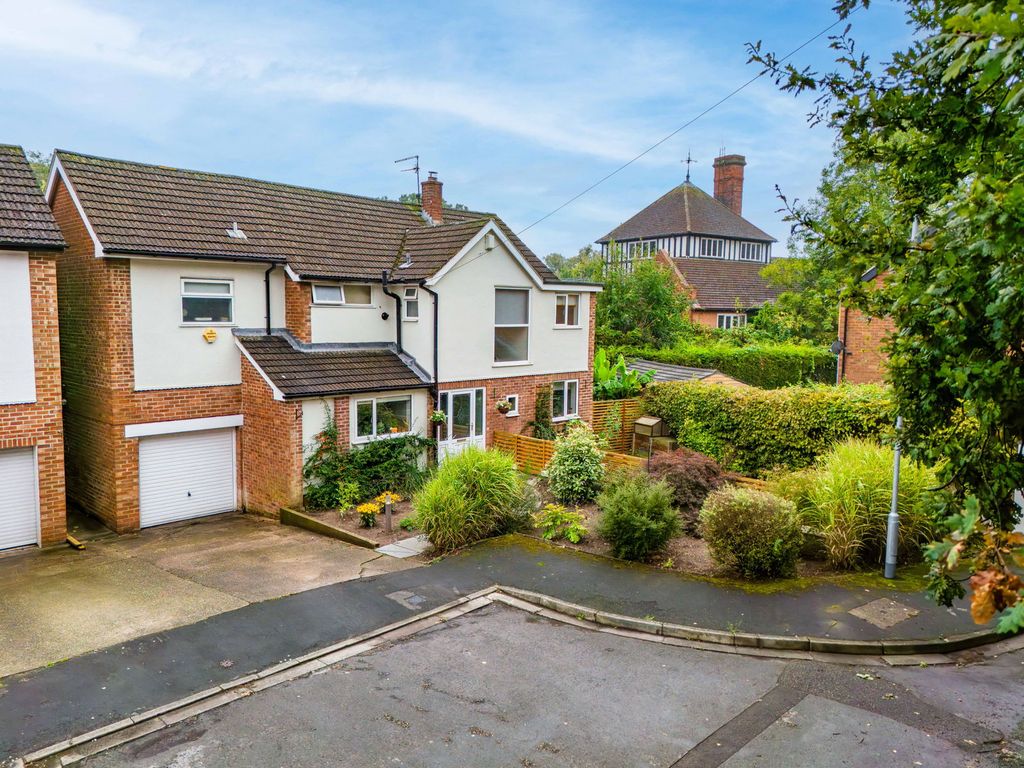 Property photo 2 of 38