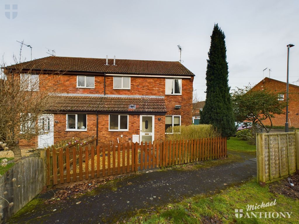 Property photo 1 of 10 Cam03218G0-Pr0518-Still009