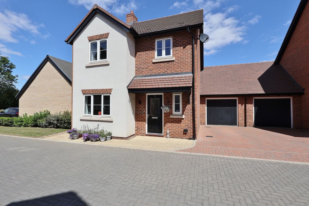 Property photo 1 of 38