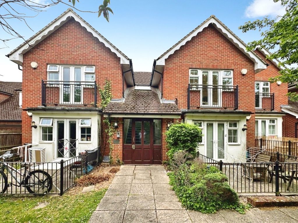 Property photo 1 of 8 Picture No. 14
