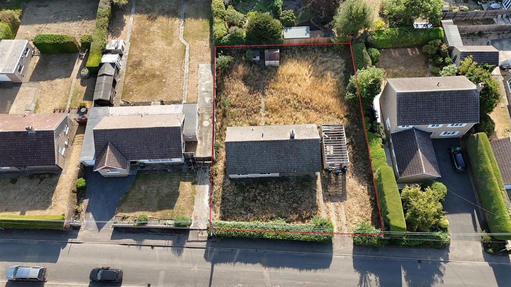 Property photo 1 of 3 Red Line.Jpg