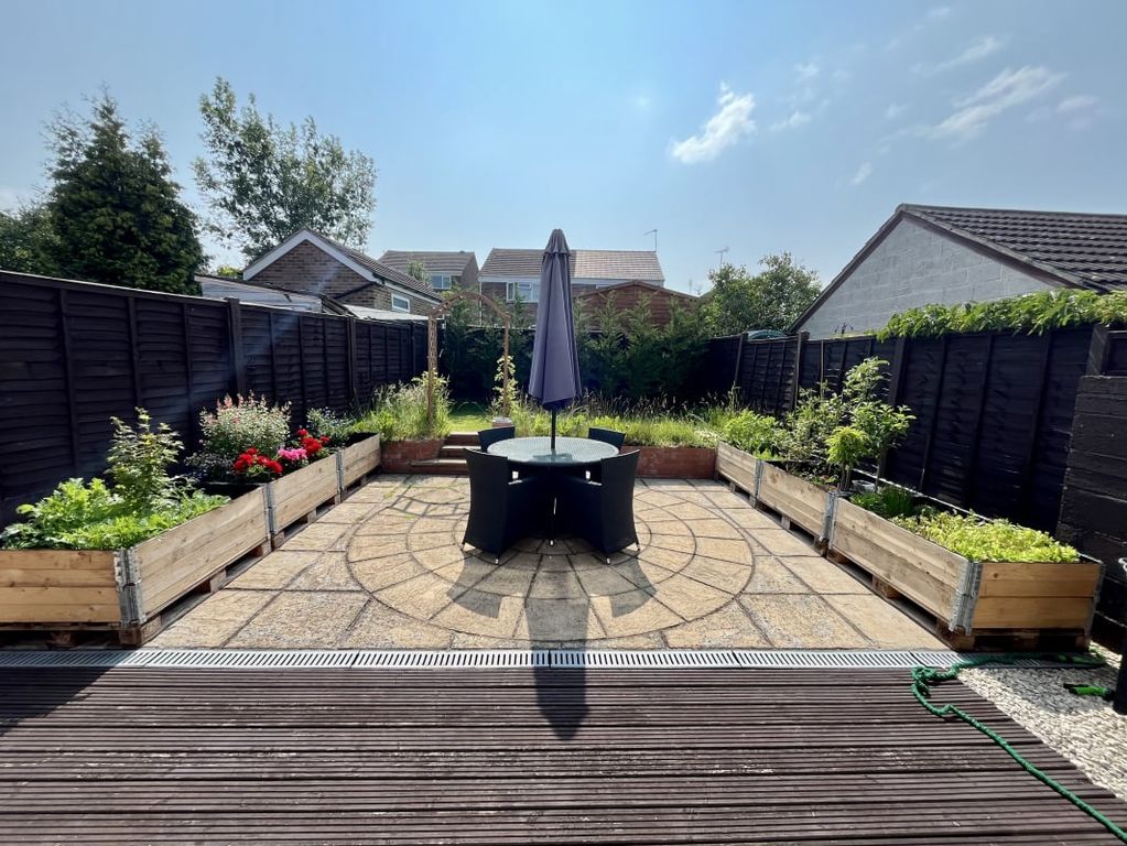 Property photo 2 of 10