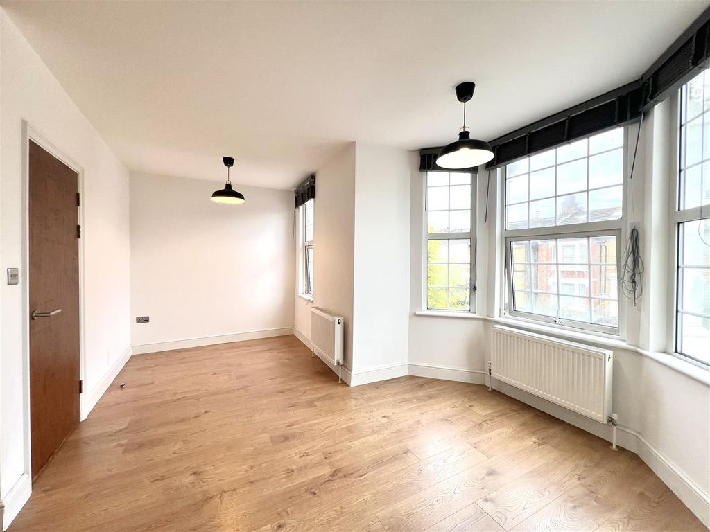 Property photo 2 of 10 Img_2028.Jpeg