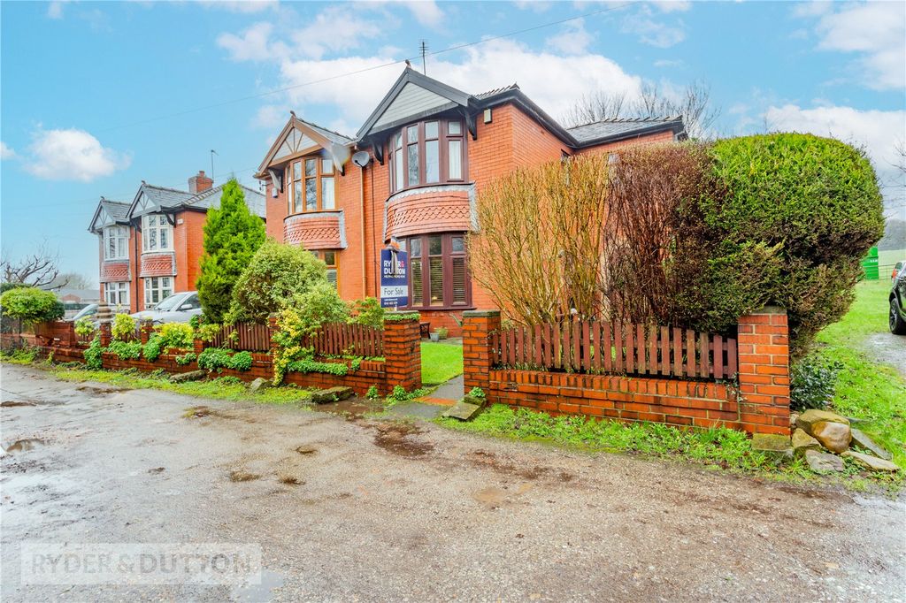 Property photo 1 of 35 External