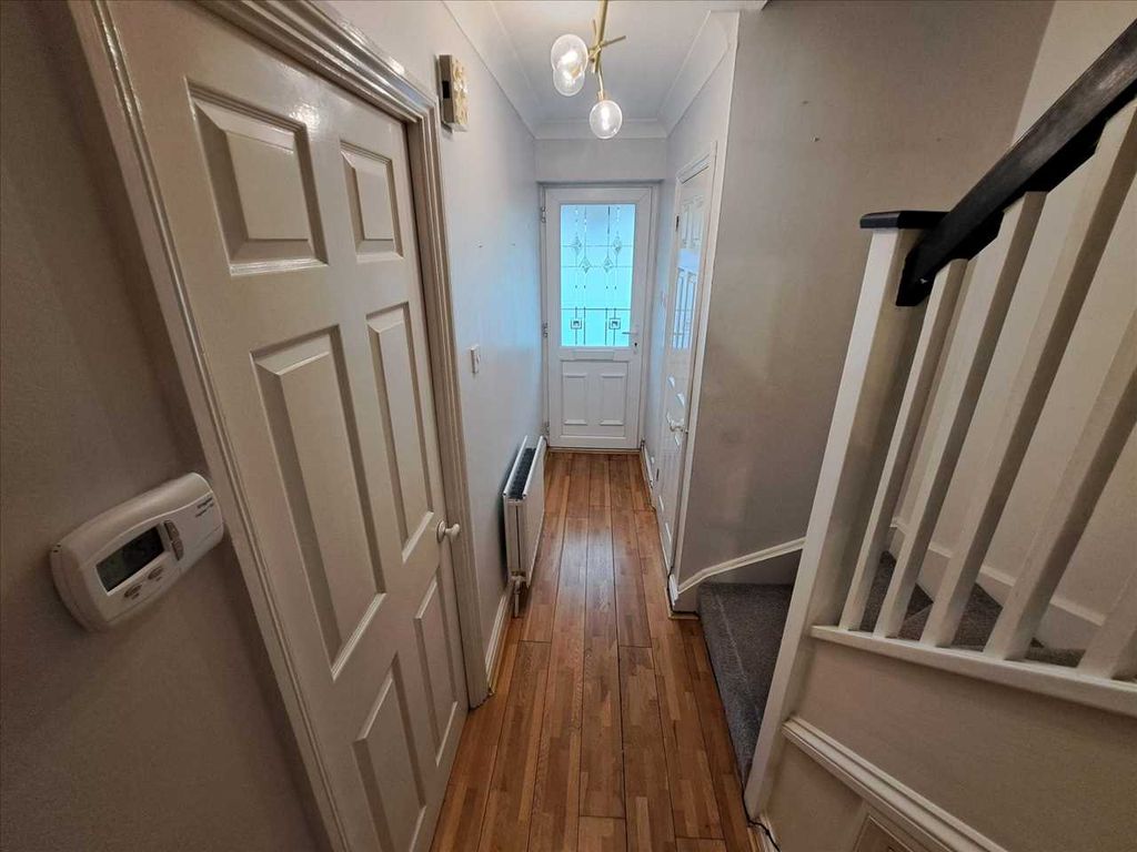 Property photo 2 of 13 Hallway