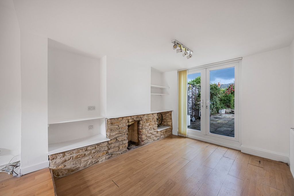Property photo 2 of 14 Picture No. 05