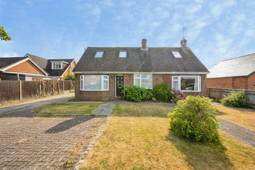 Property photo 1 of 16 Front