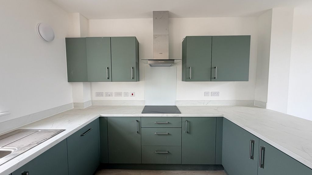 Property photo 3 of 20 5232684