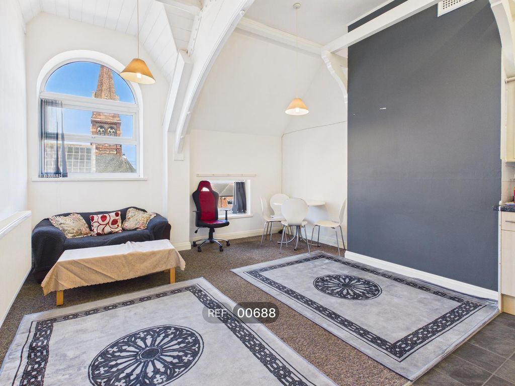 Property photo 1 of 15 Kitchen/Living Area