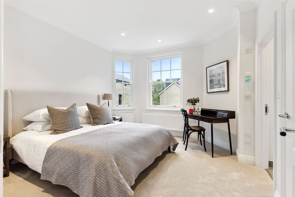 Additional image 10 of 4 bed semi-detached house for saleWindmill Road, Hampton Hill TW12