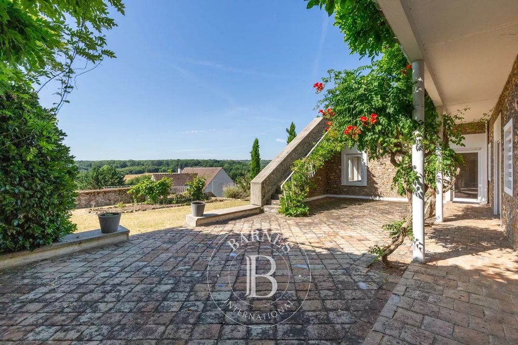 Property photo 3 of 22