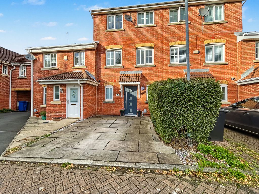 Property photo 1 of 30