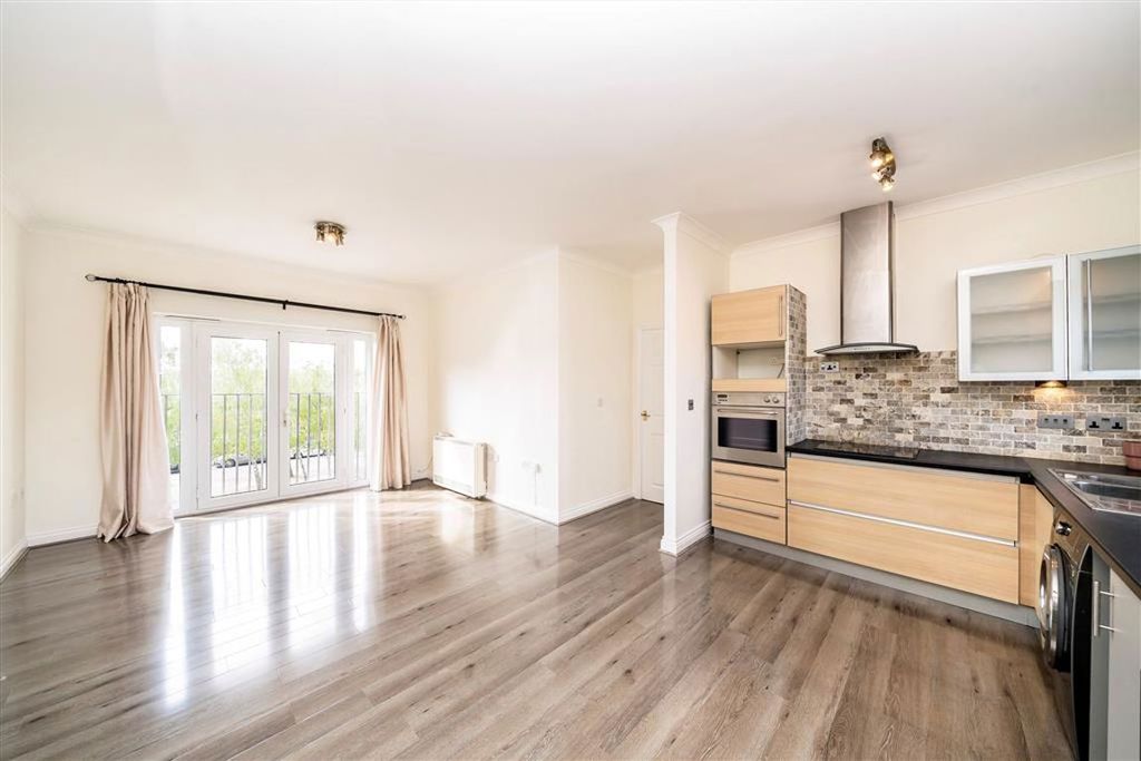 Property photo 3 of 6