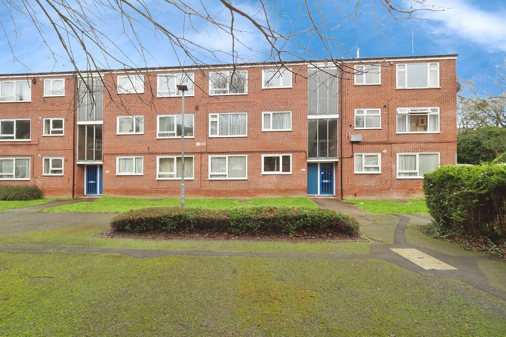 Property photo 1 of 6