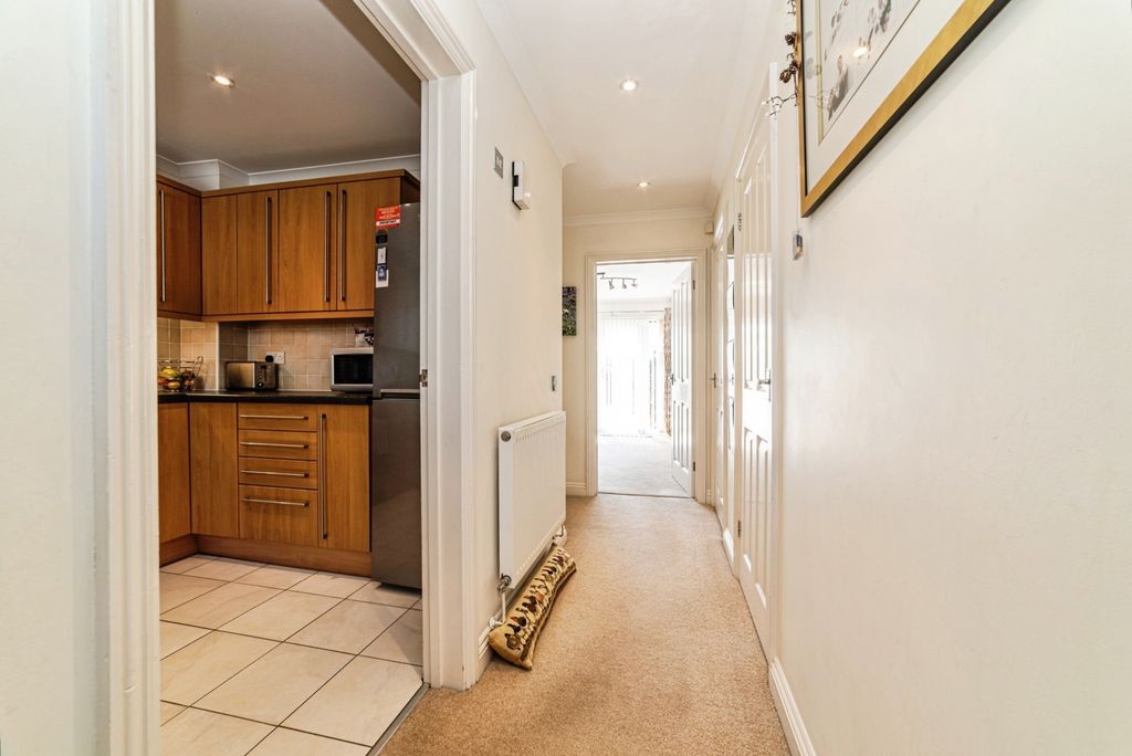 Property photo 2 of 16 Pbox-Img.Jpg
