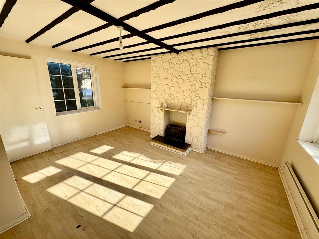 Property photo 2 of 14 Lounge 2.Jpg