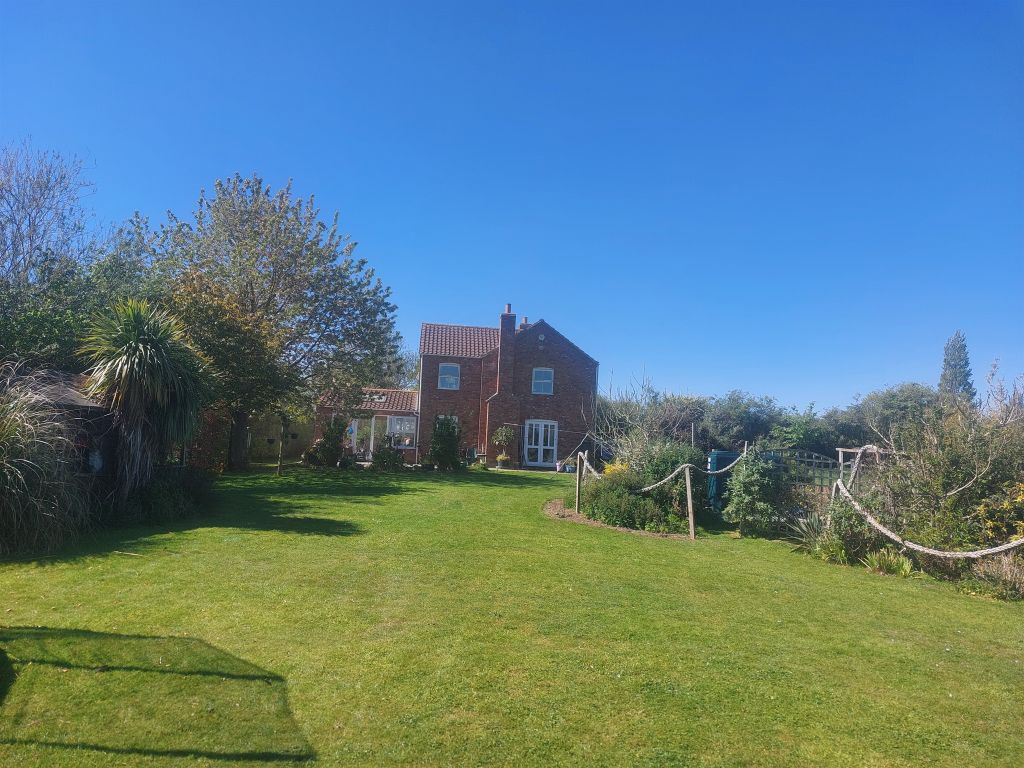 Property photo 2 of 24