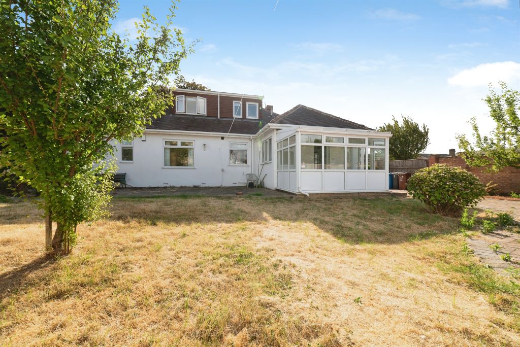 Property photo 2 of 28